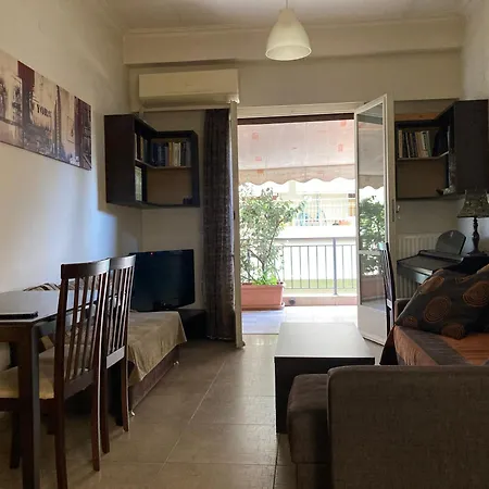 Apartment Filoxenia Panormou *
